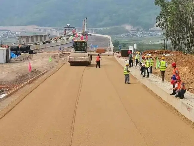 龙口路基工程